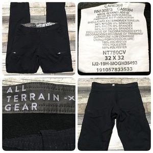 Wrangler All Terrian Cargo Fleece Lined Pants Men’s 32x32 Black Hiking Outdoors